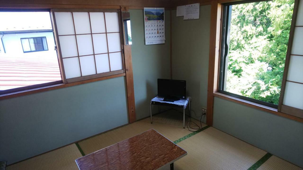 Hotel Minshuku Iwaki Fujikawaguchiko Exterior foto